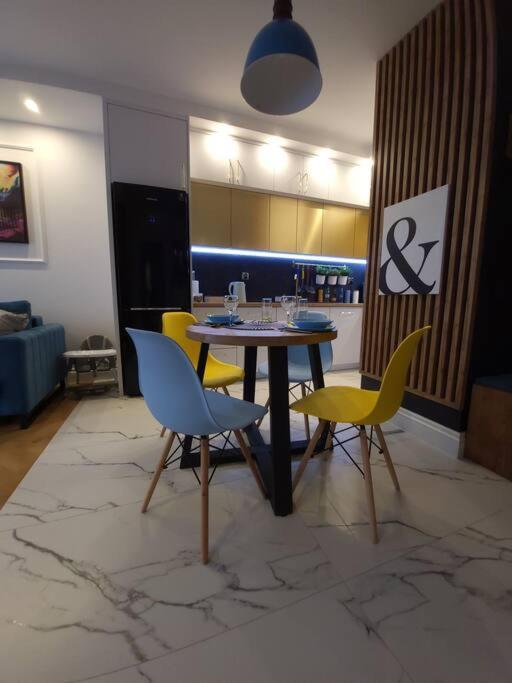 Apartament Rainbow Apartment Bialystok Bagian luar foto