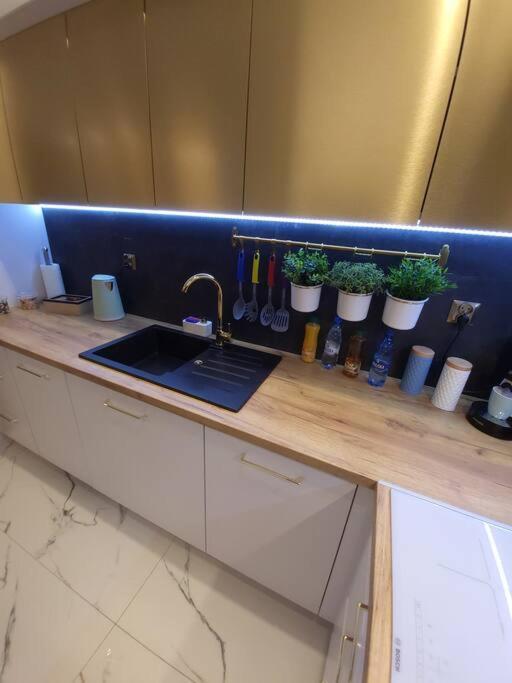 Apartament Rainbow Apartment Bialystok Bagian luar foto